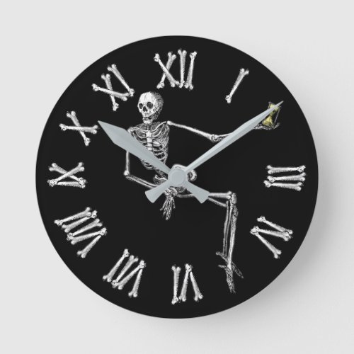 Cool Vintage Skeleton with Hourglass Halloween Round Clock