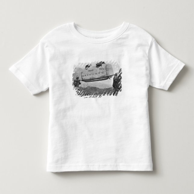 Coolies carrying cotton, 1901 (b/w photo) toddler t-shirt (Front)