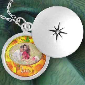 Copa de Oro Love Locket Necklace