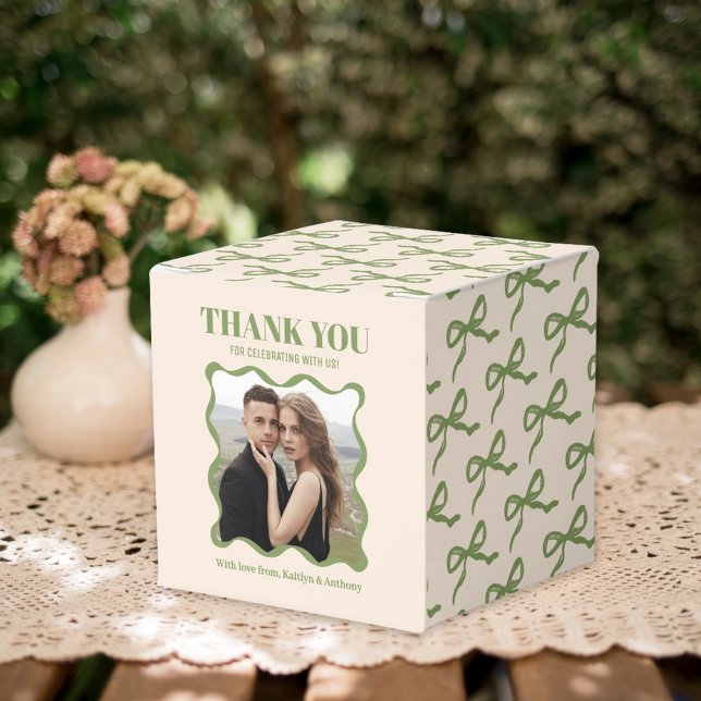 Coquette Bow Retro Wedding Favor Boxes (Creator Uploaded)
