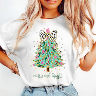 Coquette Christmas tree Pink Merry and Bright T-Shirt