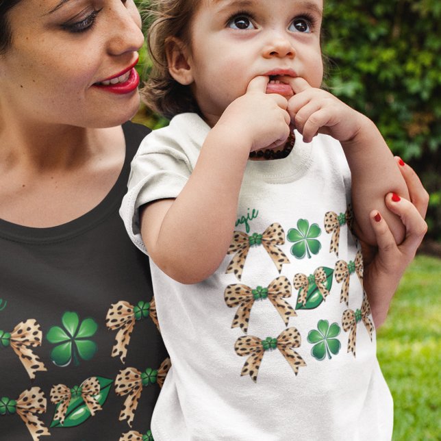 Coquette Irish Leopard Bows with Green Shamrocks Toddler T-shirt (Bougie cute leopard bow era with green shamrocks on mom and toddler t shirts. )