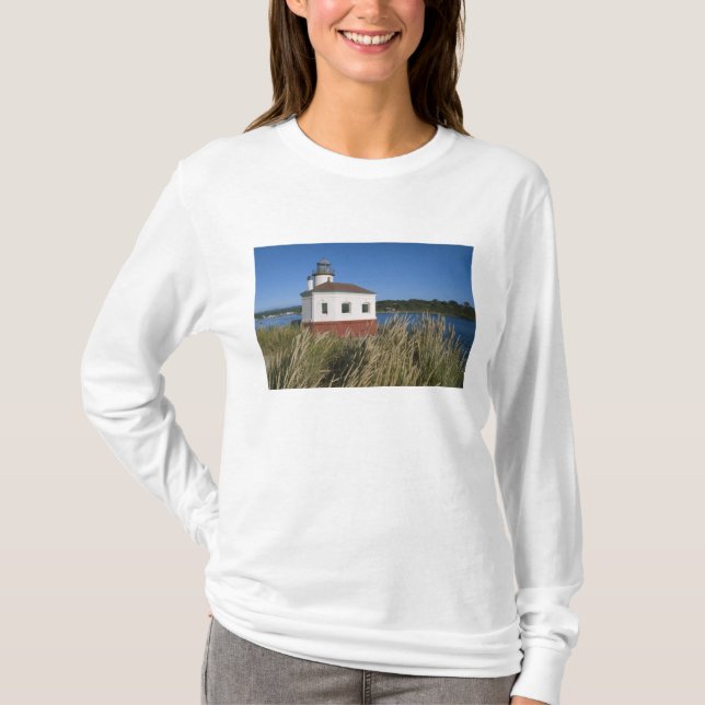 Coquille River lighthouse, Oregon, USA T-Shirt (Front)