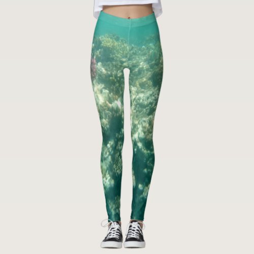 Coral reefs in the sea Leggings