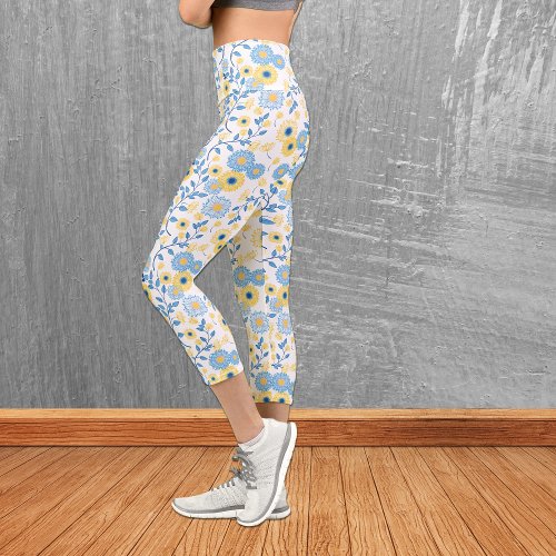 Cornflower Blue Yellow Floral Pattern Capri Leggings