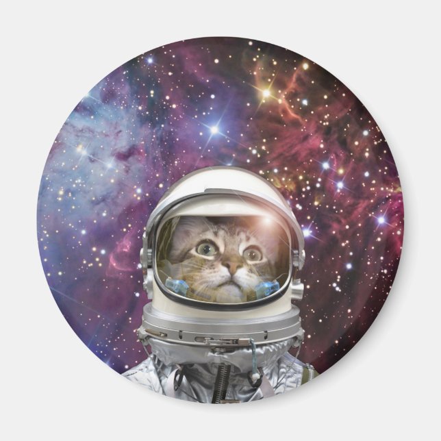 Cosmonaut cat magnet (Front)