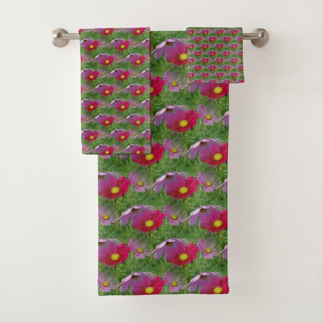 Cosmos Flower Nature Pattern      Bath Towel Set (Insitu)
