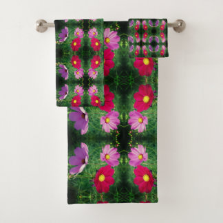Cosmos Flower Trio Abstract Bath Towel Set