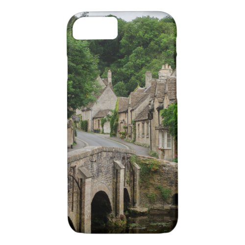 Costwolds town Castle Combe iPhone 7 case