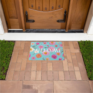 Cottage core floral white daisies pink flowers doormat