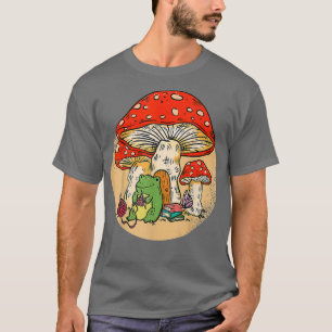 Cottagecore Aesthetic Frog Knitting With Mushroom  T-Shirt