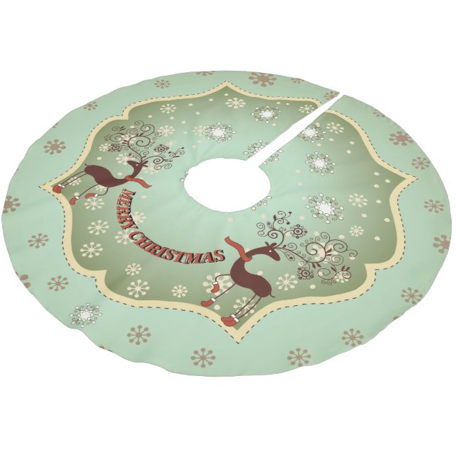 Country Green Whimsical Reindeer Brushed Polyester Tree Skirt (Angled)
