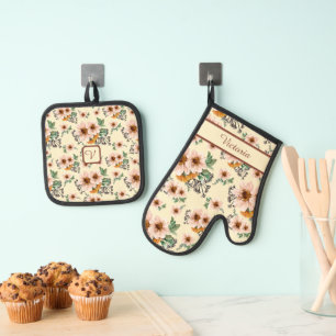 Country Pink and Rust Floral Watercolor   Oven Mitt & Pot Holder Set