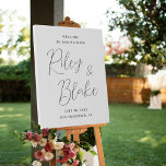 Couple Names EDITABLE COLOR Welcome Sign Canvas<br><div class="desc">A simply elegant sign that your guests will adore. Text and background colors are fully editable to match your theme!
 Design by © berryberrysweet . Printable digital files and matching items are available! Visit our website at www.berryberrysweet.com for more details!</div>
