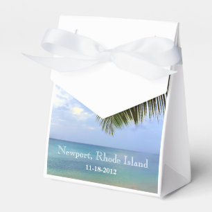 Couples in love Wedding Favor Box