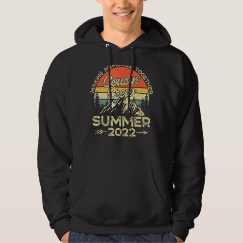 Cousin Crew Vintage Camping Crew Summer Vacation M Hoodie