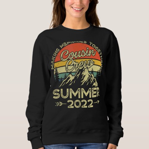 Cousin Crew Vintage Camping Crew Summer Vacation M Sweatshirt