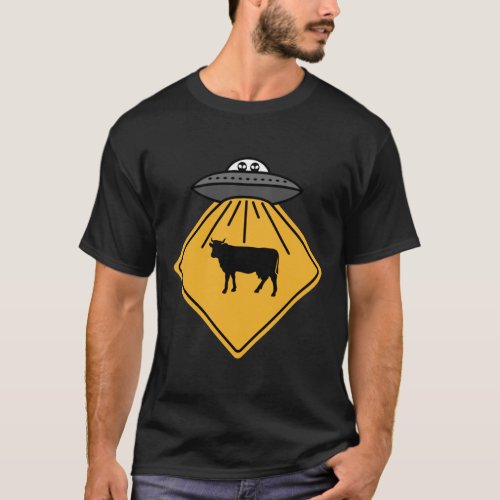 Cow Alien Abduction Road Sign Funny UFO Cattle Far T_Shirt