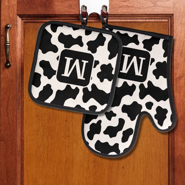 Cow Animal Print Spotted Black & White Monogram Oven Mitt & Pot Holder Set (Cow Animal Print Spotted Black & White Monogram Oven Mitt & Pot Holder Set
)