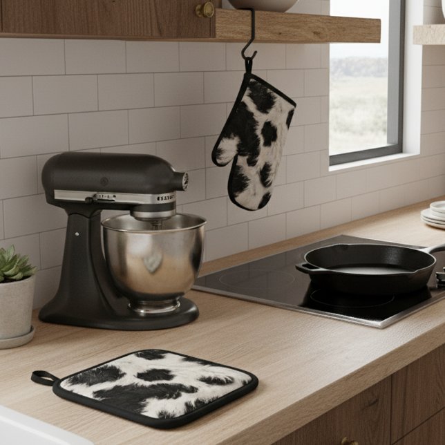 Cow Black White Spots Fur Oven Mitt & Pot Holder Set (Creator Uploaded)