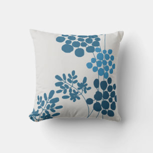 Cow parsley throw pillow