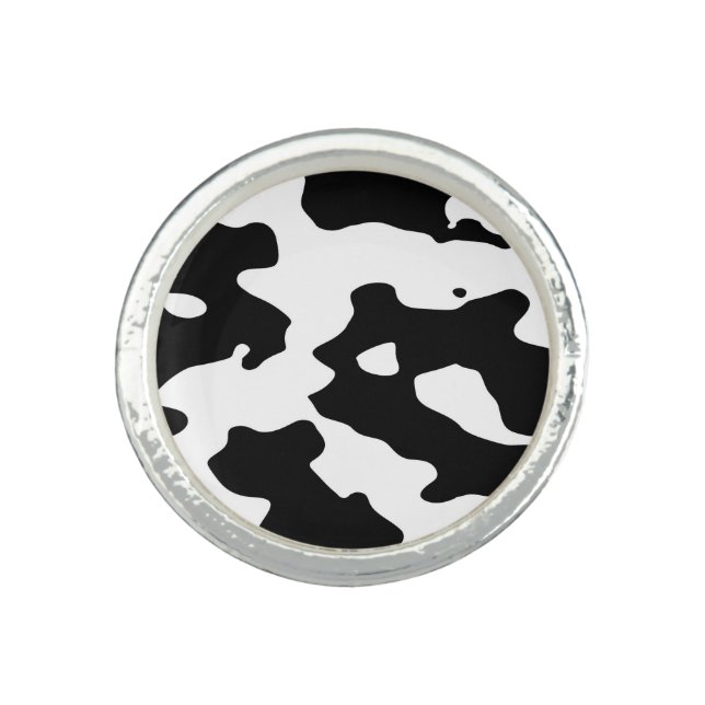 Cow Pattern Black and White Ring (Front)
