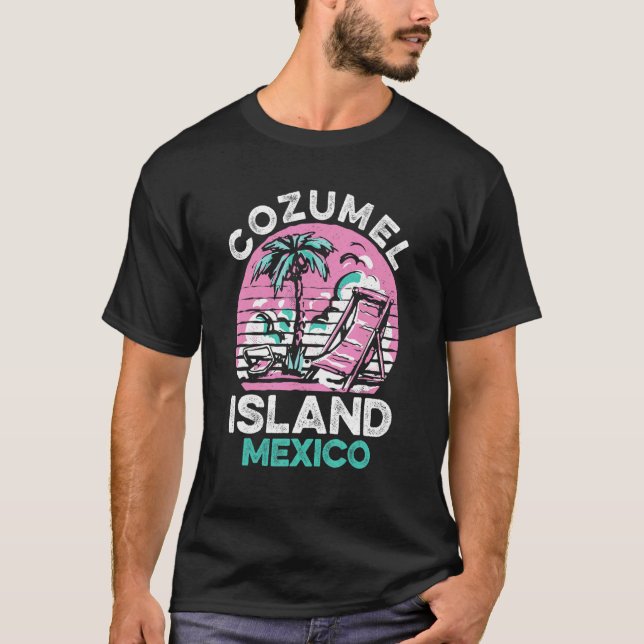 Cozumel Mexico Beaches Retro Cool Distressed Graph T-Shirt (Front)