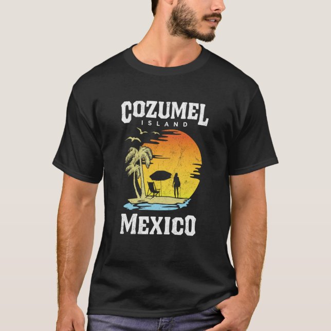 Cozumel Mexico Beaches Retro Cool Distressed Graph T-Shirt (Front)