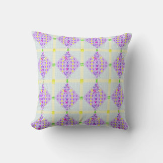 Cozy and sensual knit printed cushion