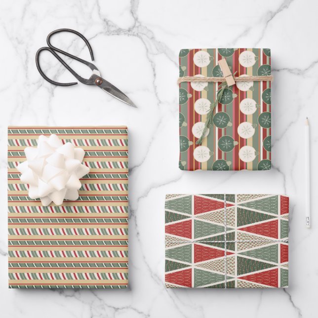 Cozy Cabin Christmas Set 2 Wrapping Paper Sheets (Front)