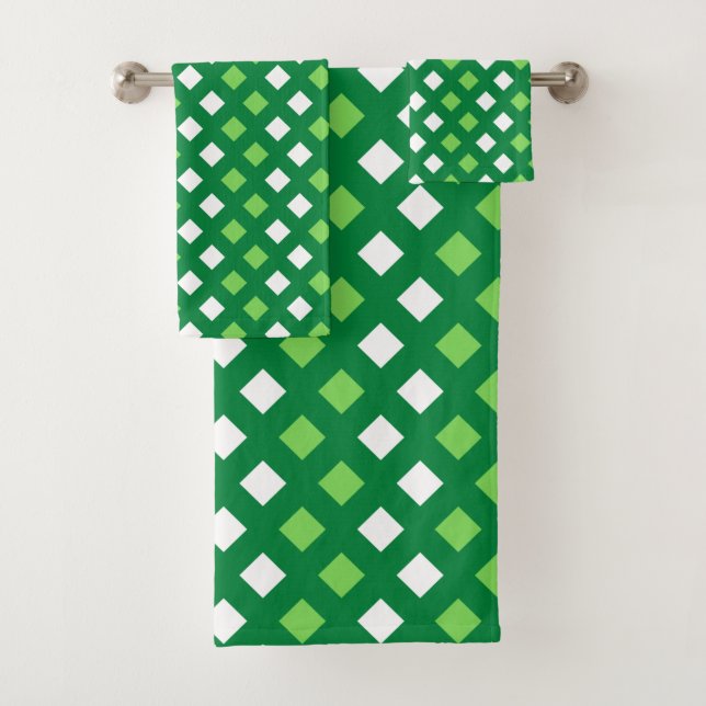 Cozy Classic Plaid Dark Green Bathroom Towel Set (Insitu)
