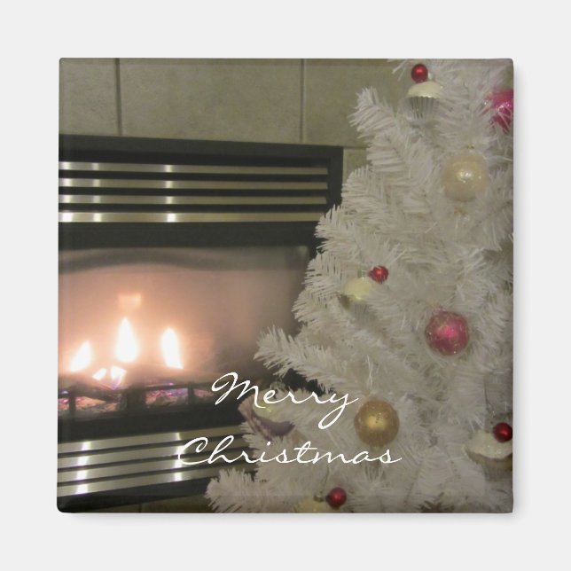 Cozy Fireplace and  Christmas Tree Magnet (Front)
