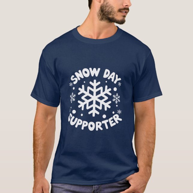 Cozy Snowflake T-Shirt - Perfect for Winter Fans (Front)