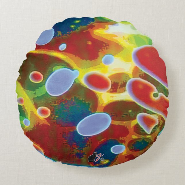 Cozy Undulations Round Pillow (Front)