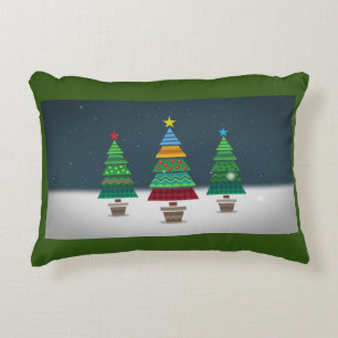 **CRAFTY CHRISTMAS TREES** PILLOW