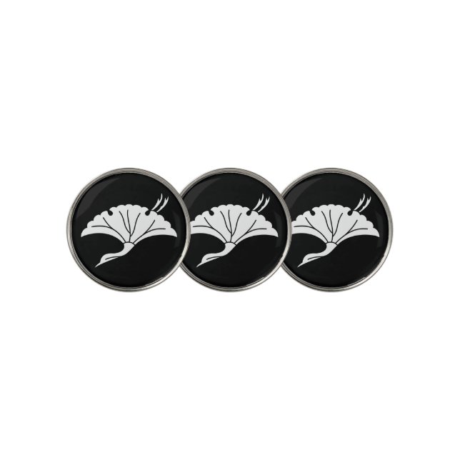 Crane-shaped ginkgo leaf golf ball marker (3 Up)