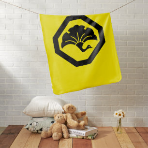 Crane-shaped ginkgo leaf on tray baby blanket