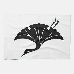 Crane-shaped ginkgo leaf towel