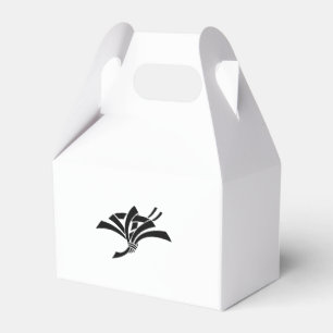 Crane-shaped noshi favor boxes