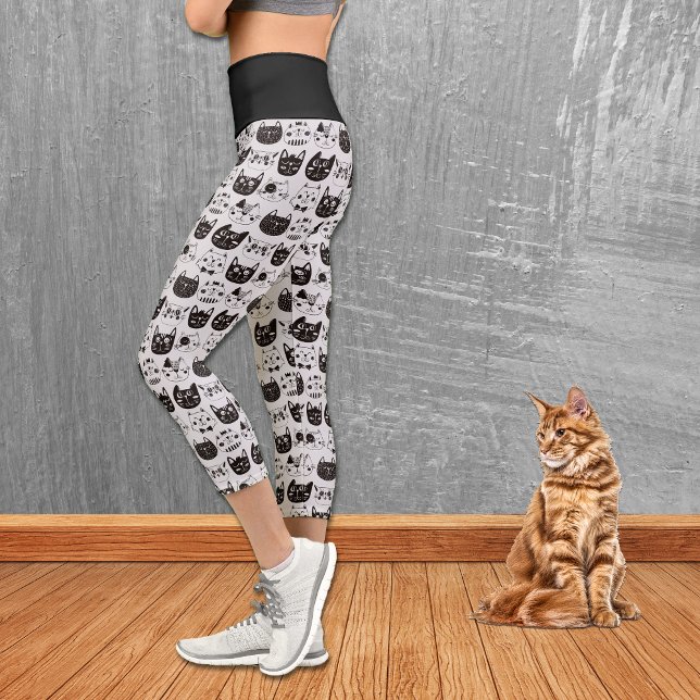 Crazy Cat Faces Pattern Capri Leggings (Creator Uploaded)