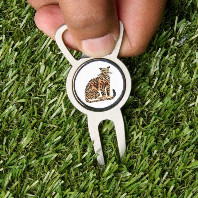 Cream Gold Leopard Animal Monogram Divot Tool (Insitu 1)
