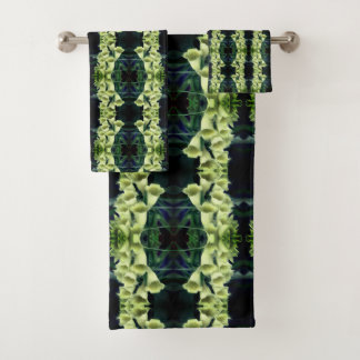 Creamy Foxglove Flowers Abstract Bath Towel Set