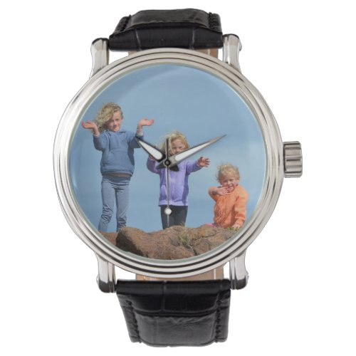 Create clock with your own photo watch