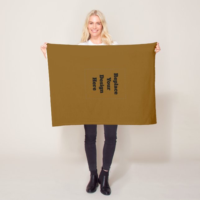 Create Your Own Brown Fleece Blanket (In Situ)