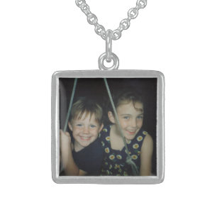 Create your own photo necklace
