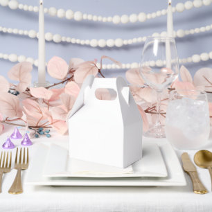 Create your own white personalizable favor boxes