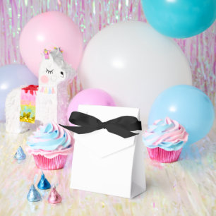 Create your own white personalizable favor boxes