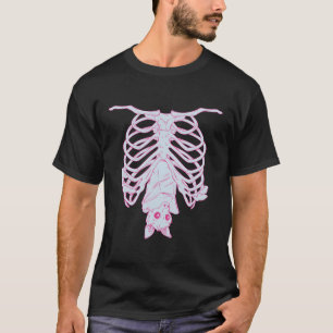Creepy Bat Pastel Goth Wiccan And Witchcraft Kawai T-Shirt