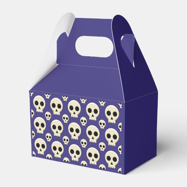 Creepy Cute Kawaii Goth Skull Pattern Favor Boxes (Front Side)