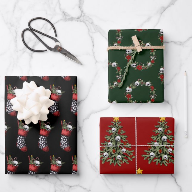 Creepy Gothic Christmas Skull Wrapping Paper (Front)